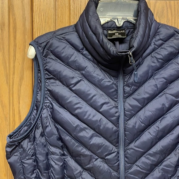 32•Heat Light Dark Blue Vest - Picture 6 of 13